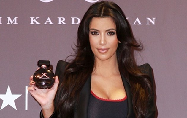 Kim Kardashian crea una fragancia para celebrar su próxima boda