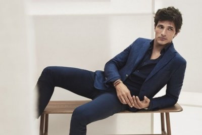 Moda hombre, Cómo combinar pantalones azul marino con blazer